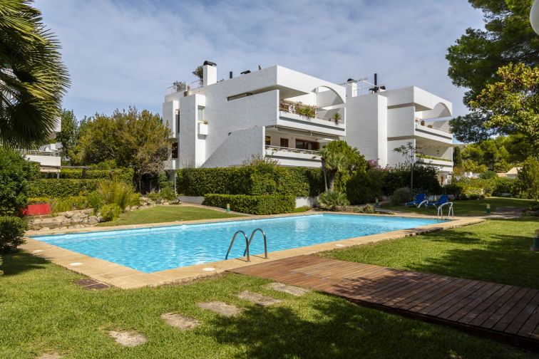 3 Bed Ground Floor for sale in Puerto Pollensa