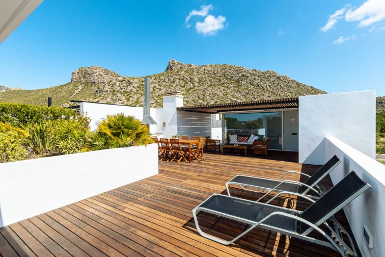 4 Bed Penthouse for sale in PUERTO POLLENSA