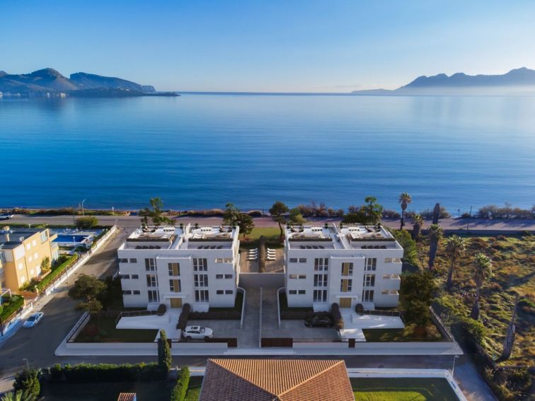 3 Bed Penthouse for sale in Puerto Pollensa